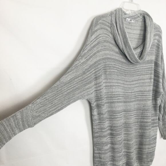 De Collection Cowl Neck Dolman Sleeve Gray Sweater - Picture 5 of 11